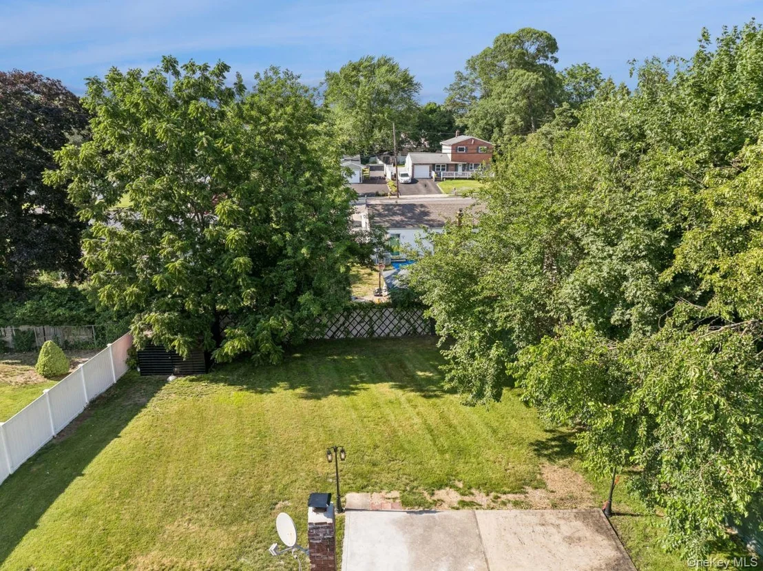 Photo of 98 Rose Place