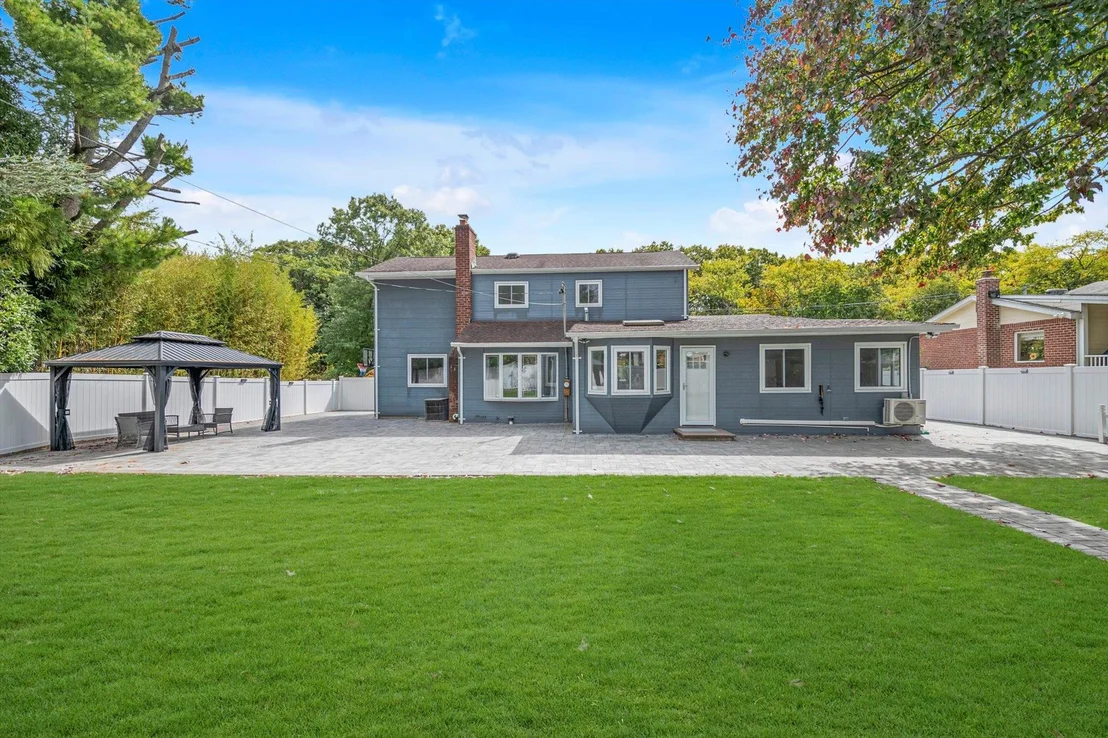 Photo of 66 Rockland Drive
