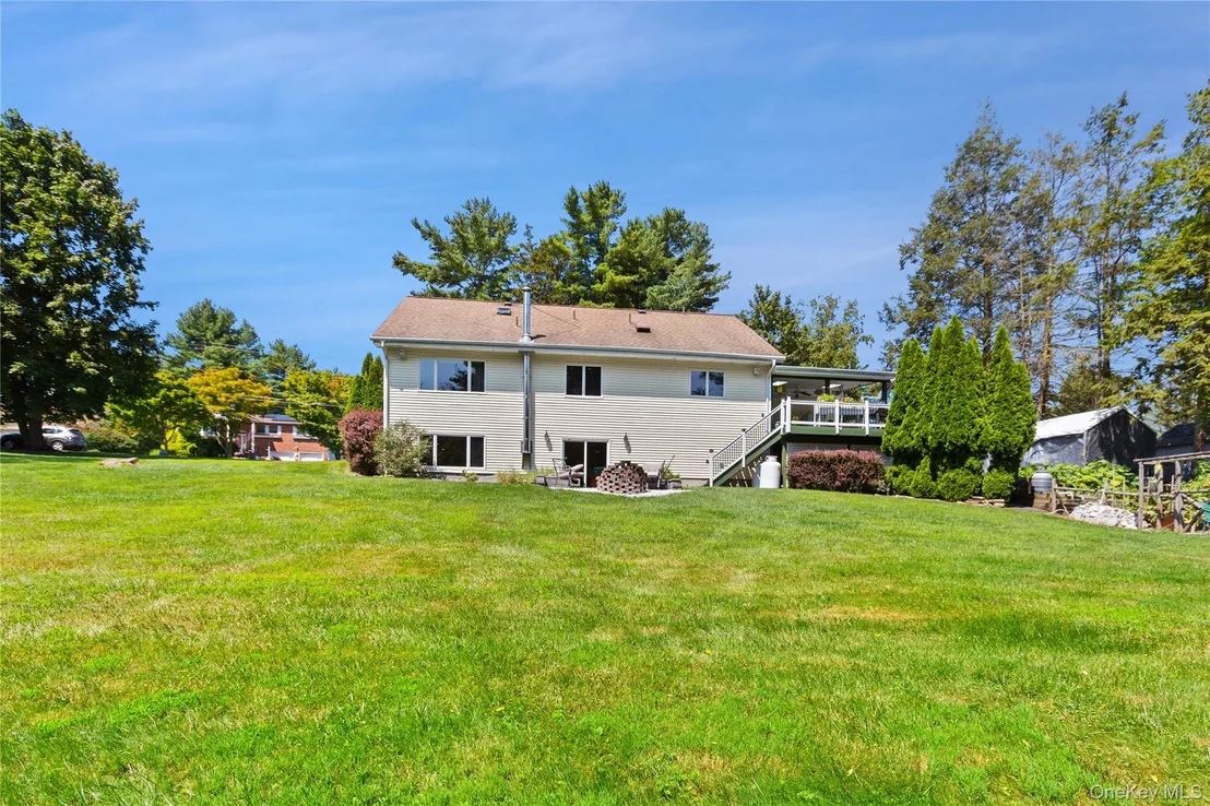 Photo of 10 Chestnut Drive
