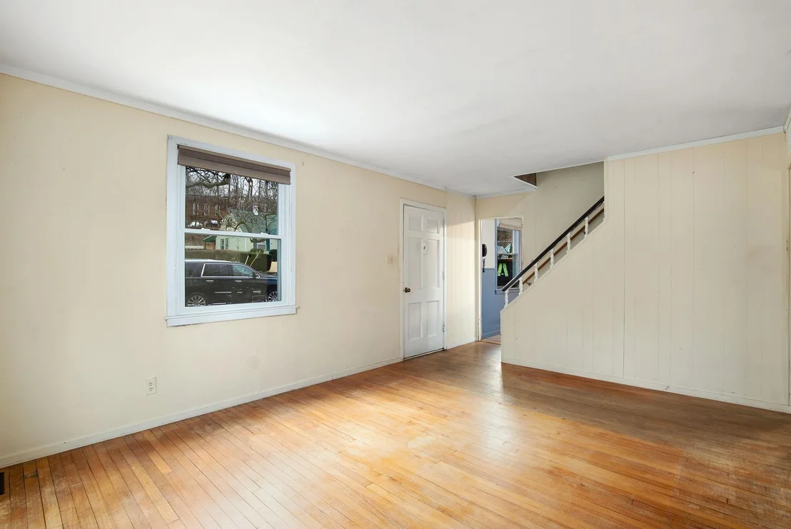 Photo of 882 King Street