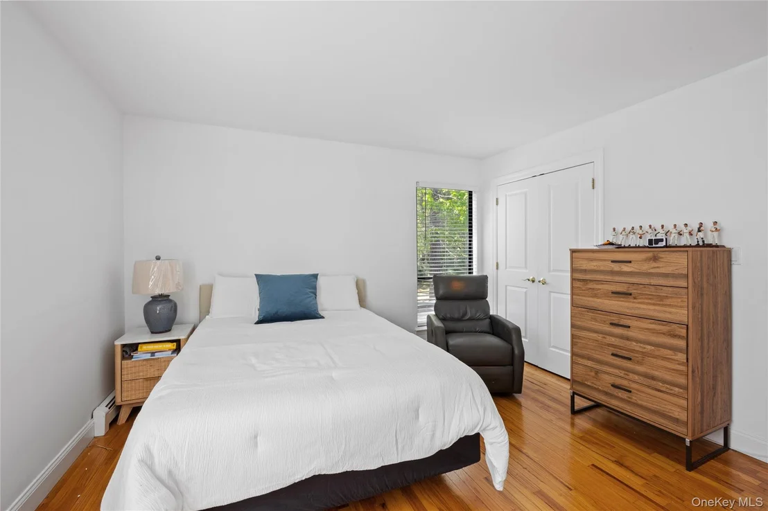 Photo of 37 Blue Jay Way
