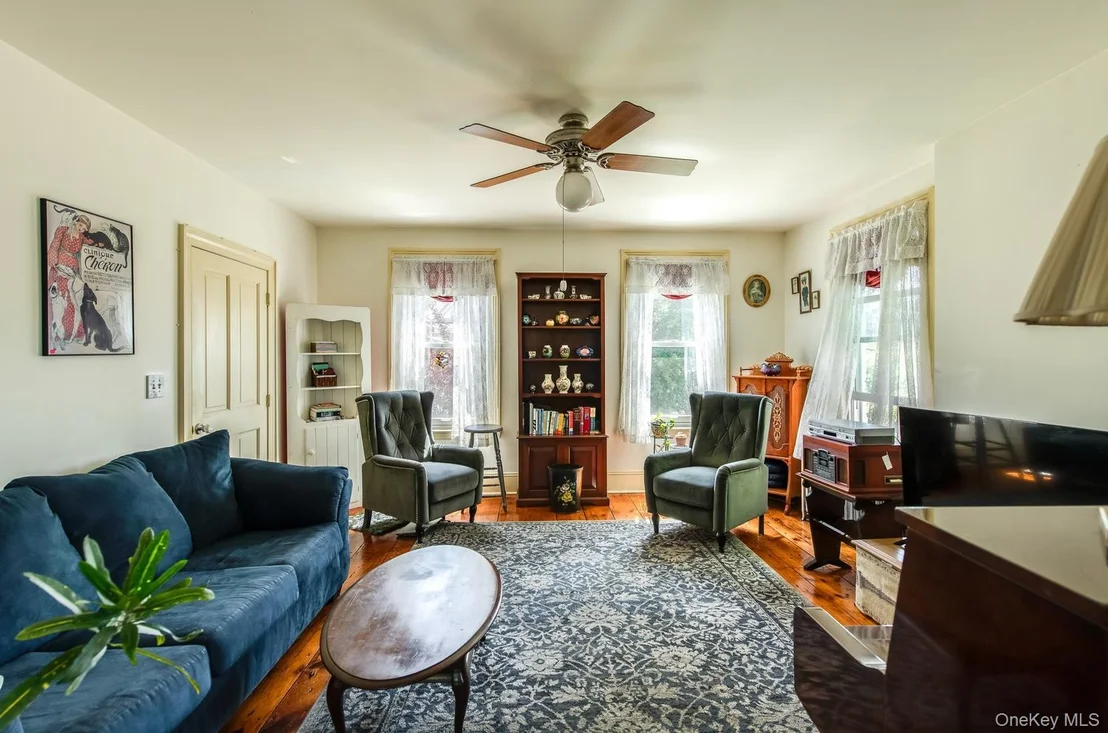 Photo of 33 Cliff Street