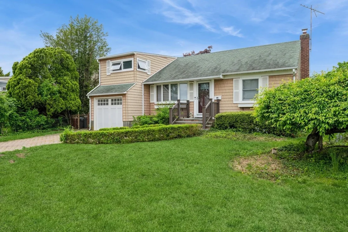 Photo of 542 Kell Place