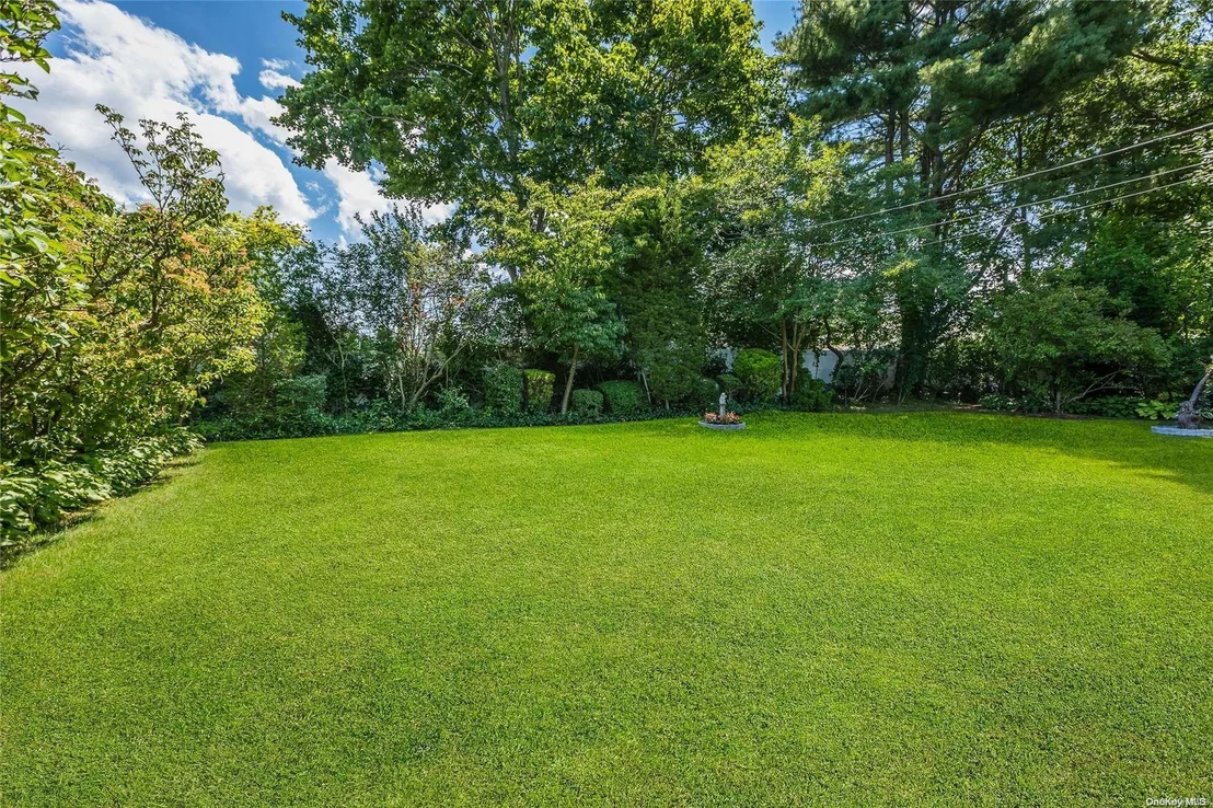 Photo of 53 Roxbury Drive
