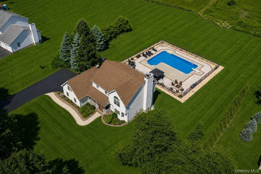 Photo of 89 Brookside Lane