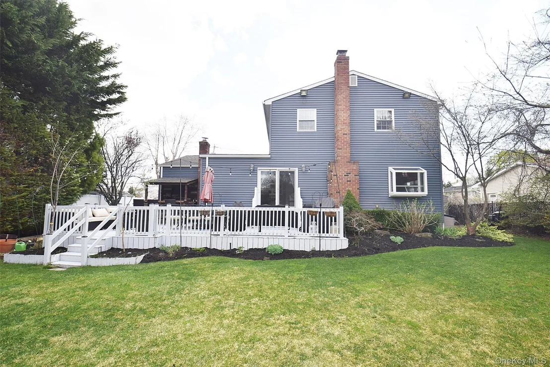 Photo of 32 Lagoon Place