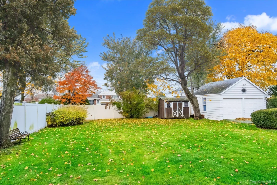 Photo of 308 Saint Marks Avenue