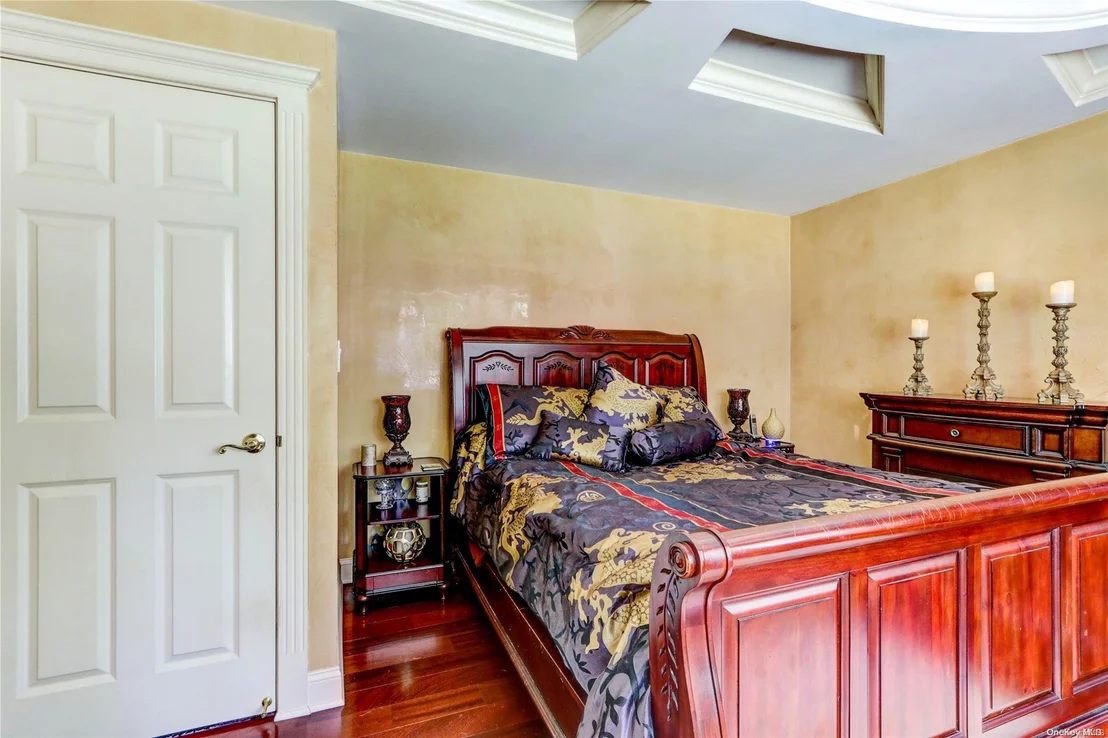 Photo of 205 Washington Drive