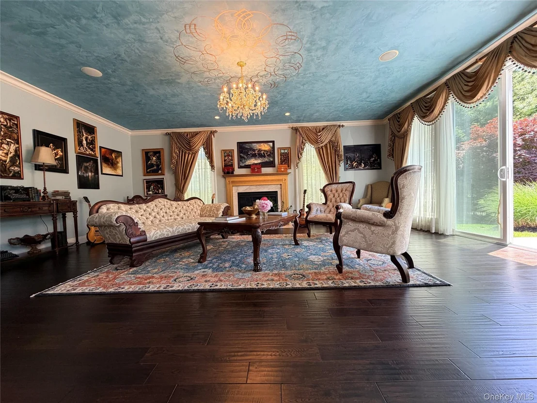Photo of 38 Hamlet Woods Drive