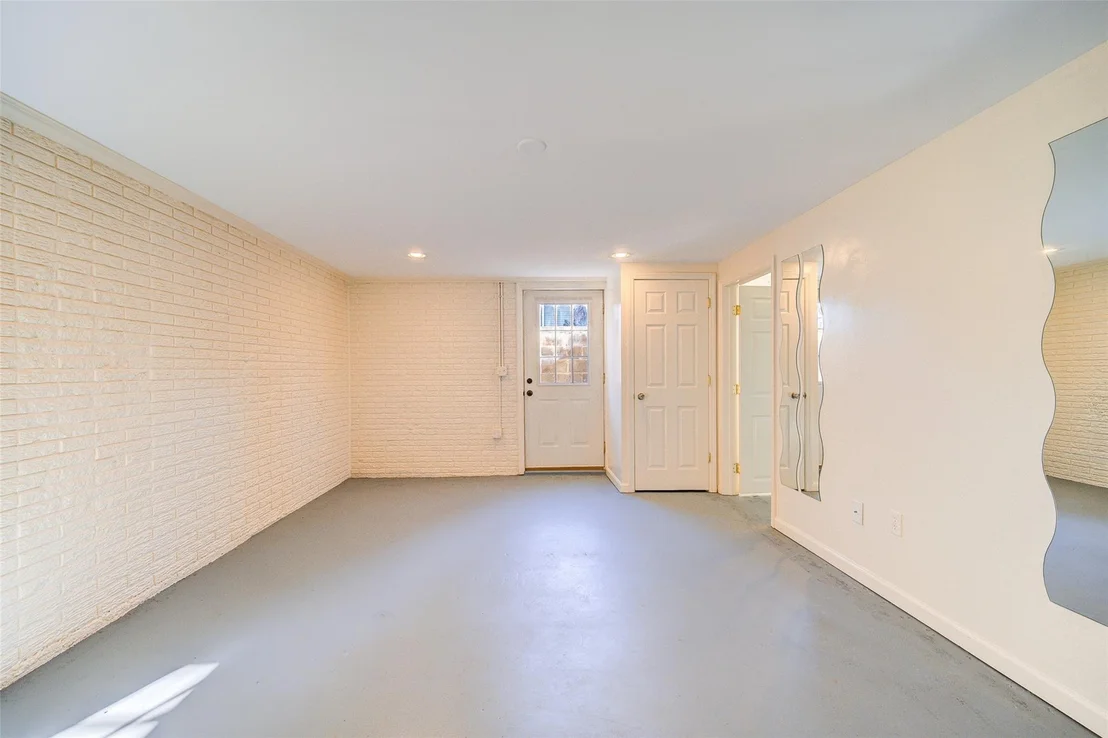 Photo of 43 Brown Road