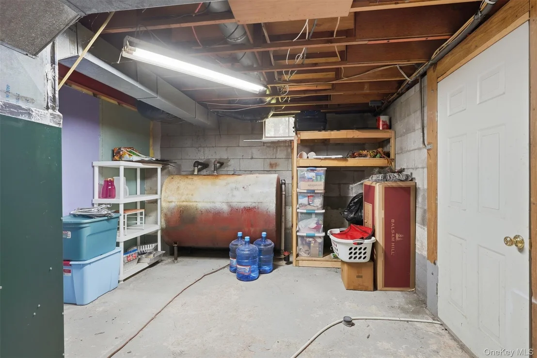 Photo of 4 Seneca Lane