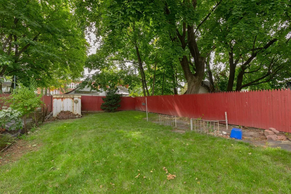 Photo of 79 COTTAGE Street