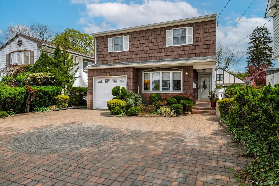 Photo of 29 Gates Avenue