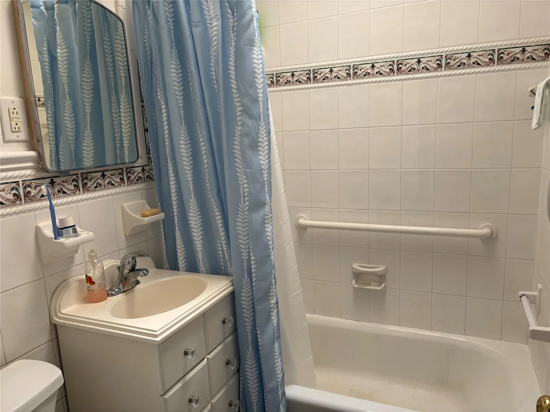 Photo of 21 Kinderhook Drive
