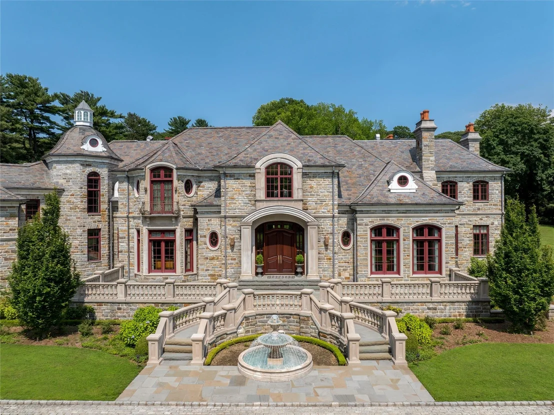 Photo of 102 Horseshoe Road