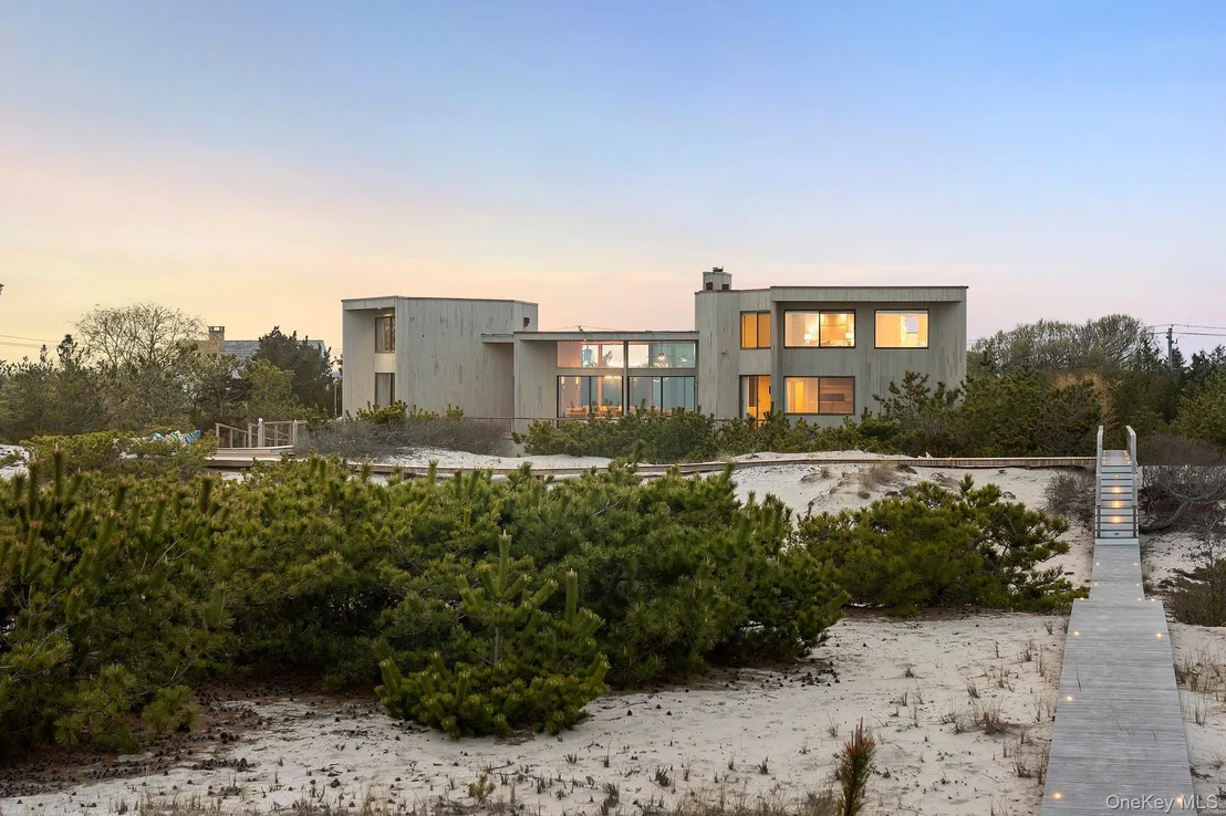 Photo of 199 Dune Road