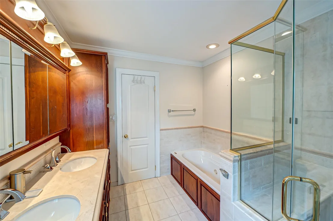 Photo of 17 Knollcrest Road
