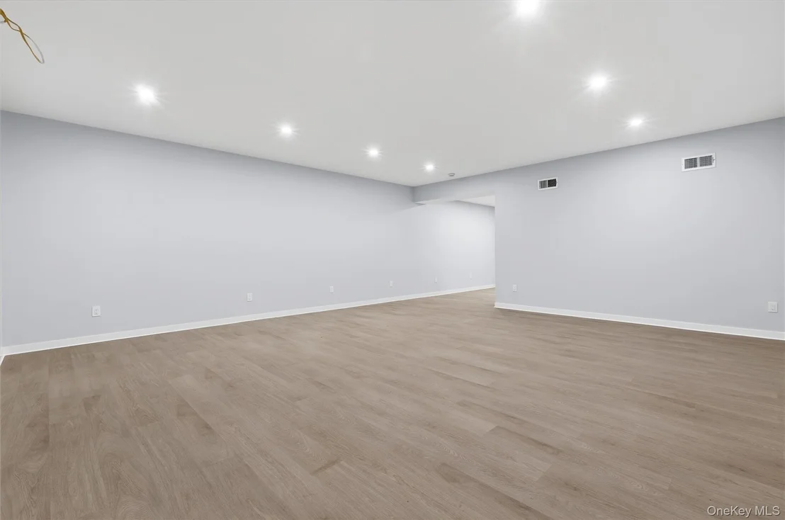 Photo of 41 Mead Road