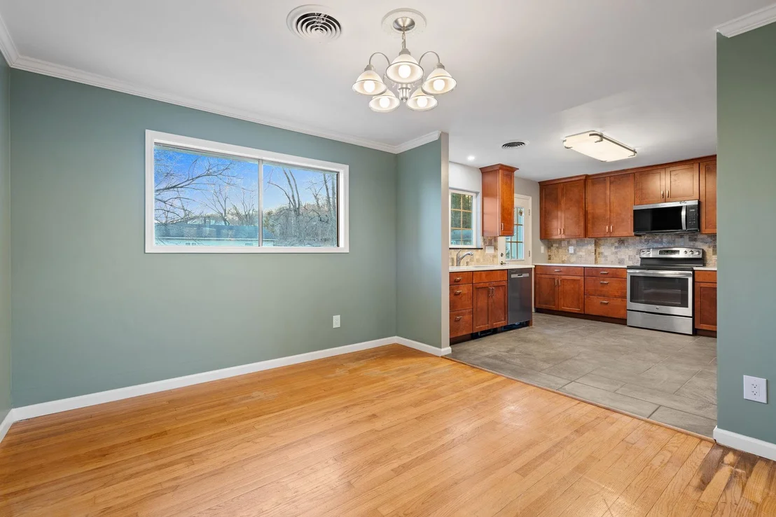 Photo of 21 Standish Avenue