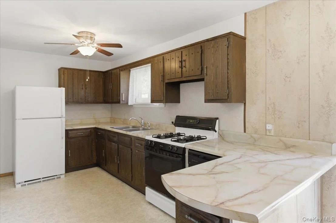 Photo of 84 Orchard Drive