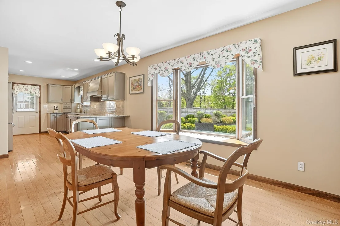Photo of 73 Sunset Road