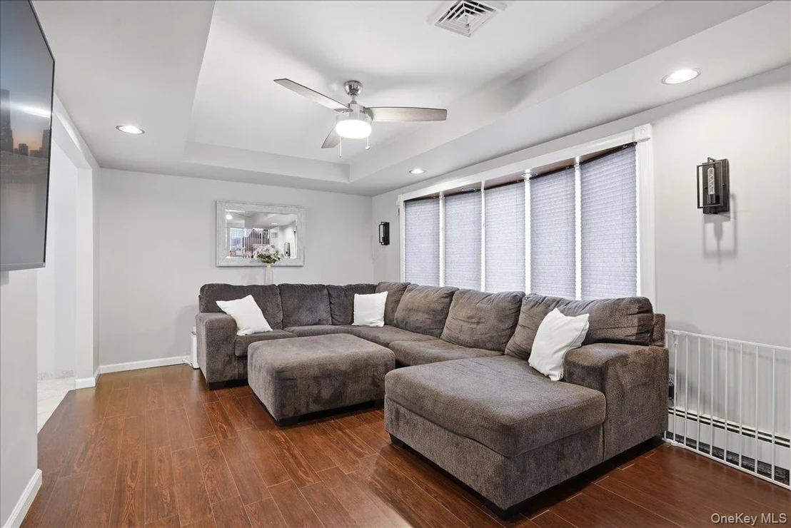 Photo of 9 Adrian Drive
