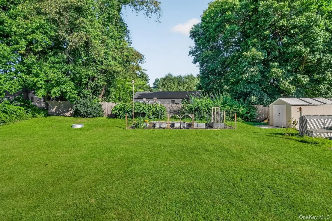 Photo of 17 N Jackson Drive