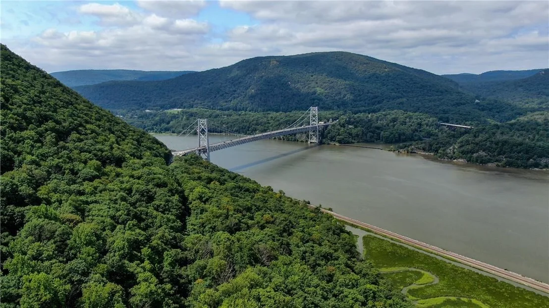Photo of 125 Route 9D