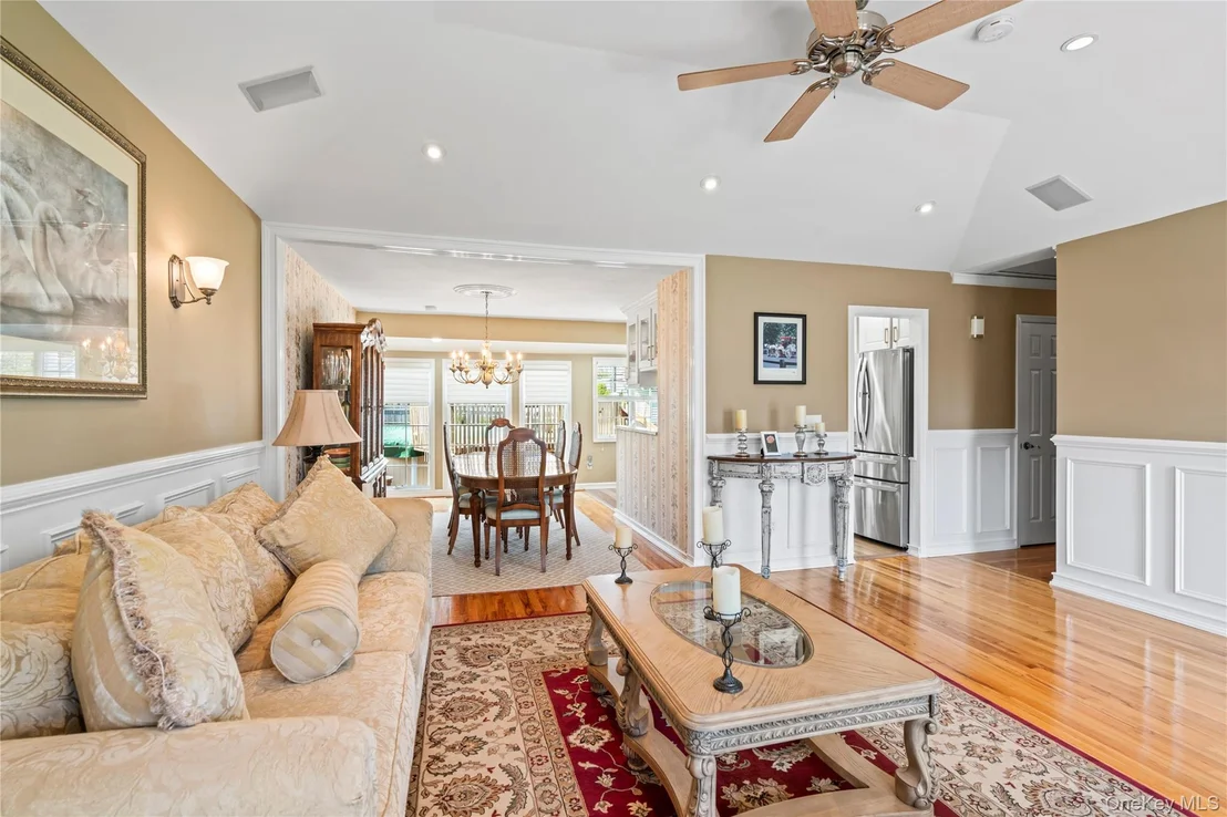 Photo of 8 Raven Drive
