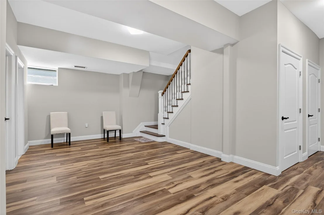 Photo of 261 Harbor Road