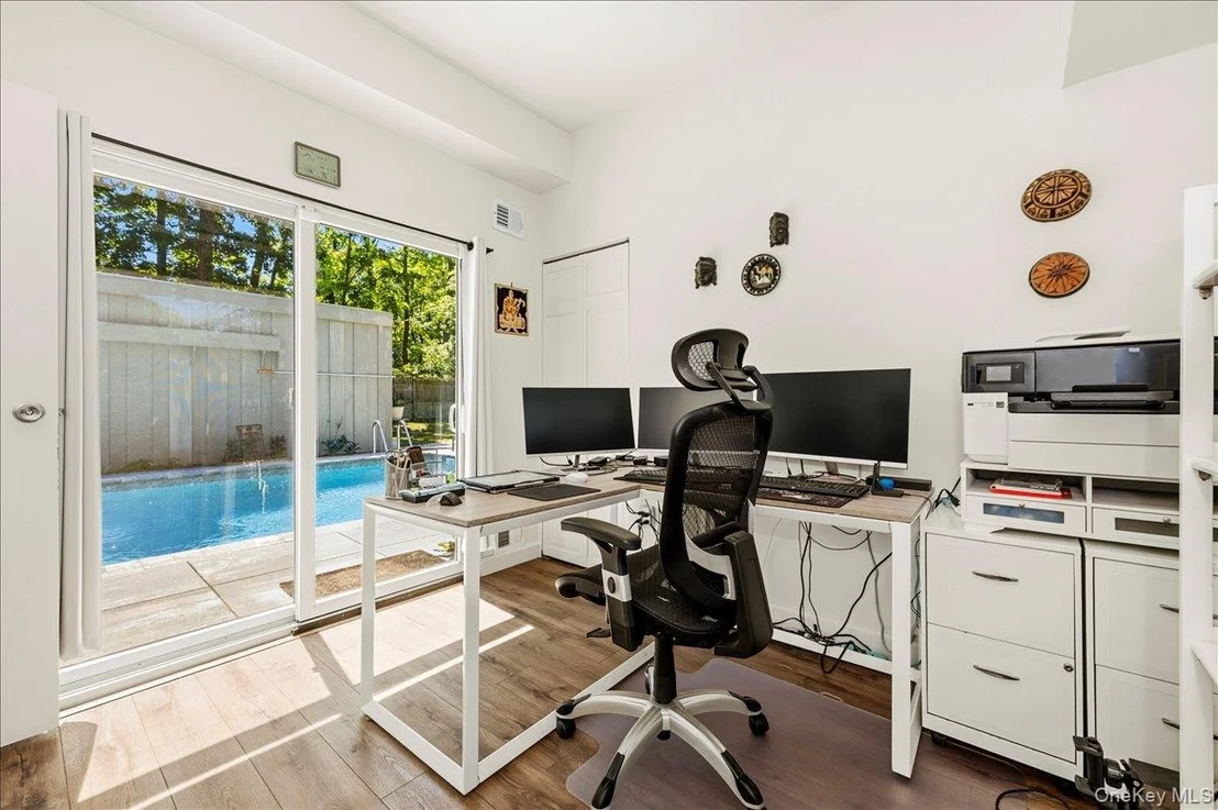 Photo of 35 Melrose Parkway
