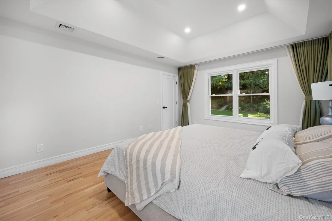 Photo of 20 Chestnut Drive