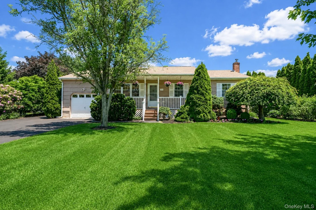 Photo of 100 Donna Drive