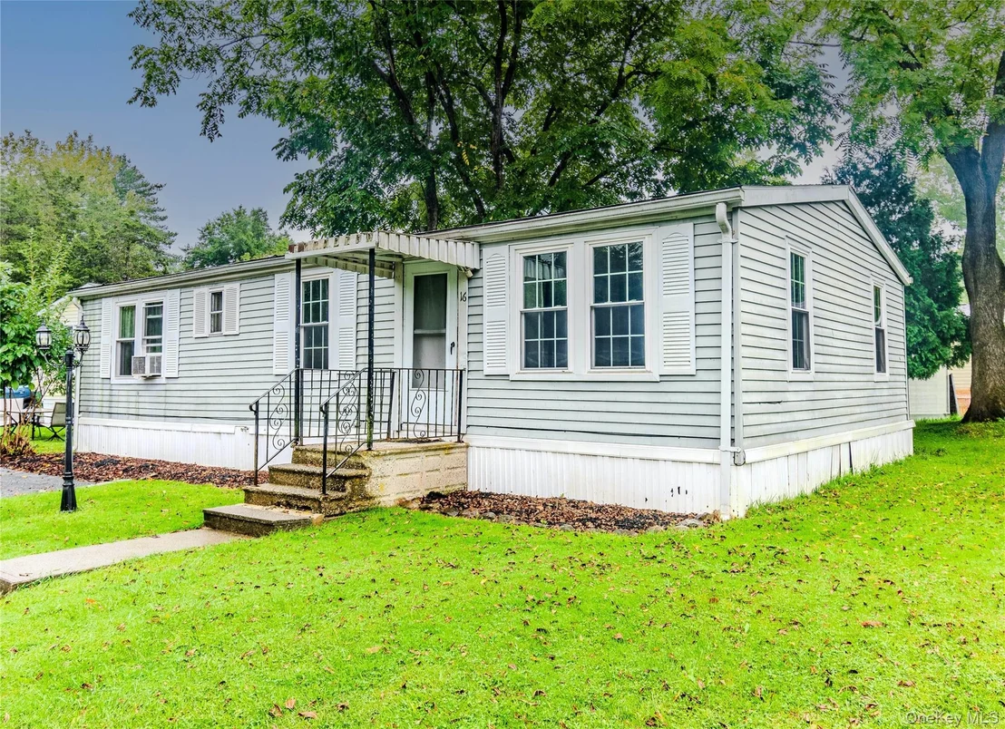Photo of Unit 16 at 198 Sinpatch Road