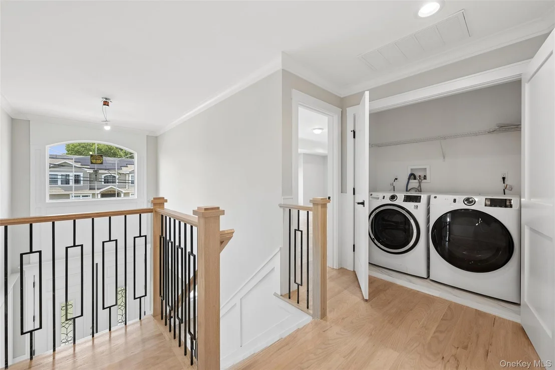 Photo of 1750 Henry Road