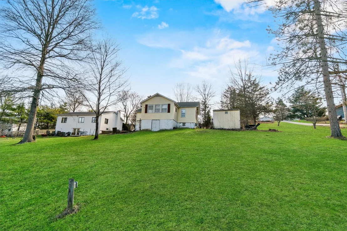 Photo of 49 Lakeside Drive