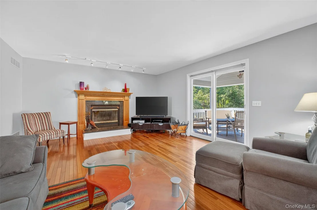 Photo of 83 Heritage Lane