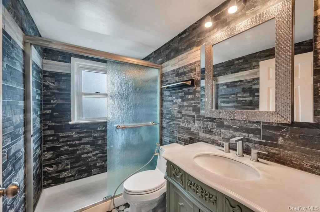 Photo of 104 Saddle Lane