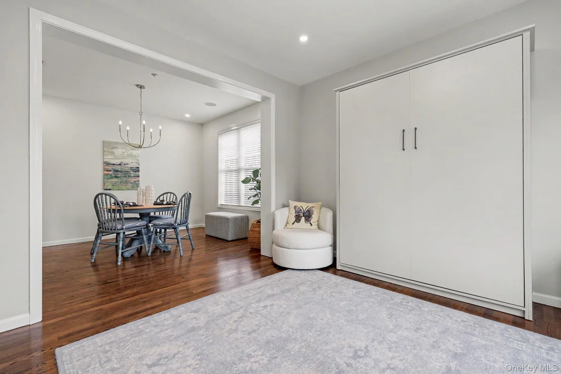 Photo of 32 Valimar Boulevard