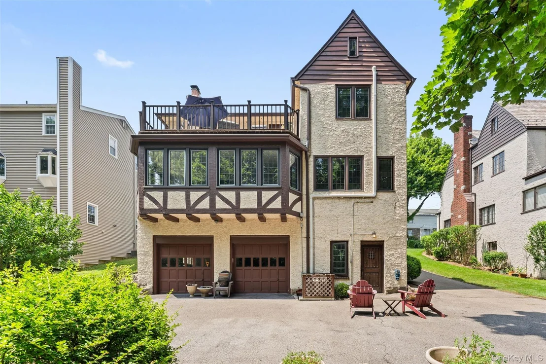 Photo of 40 Parkview Drive