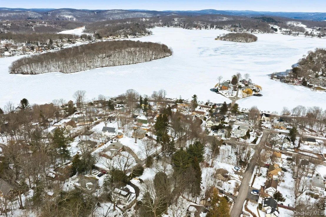 Photo of 718 Hill Drive