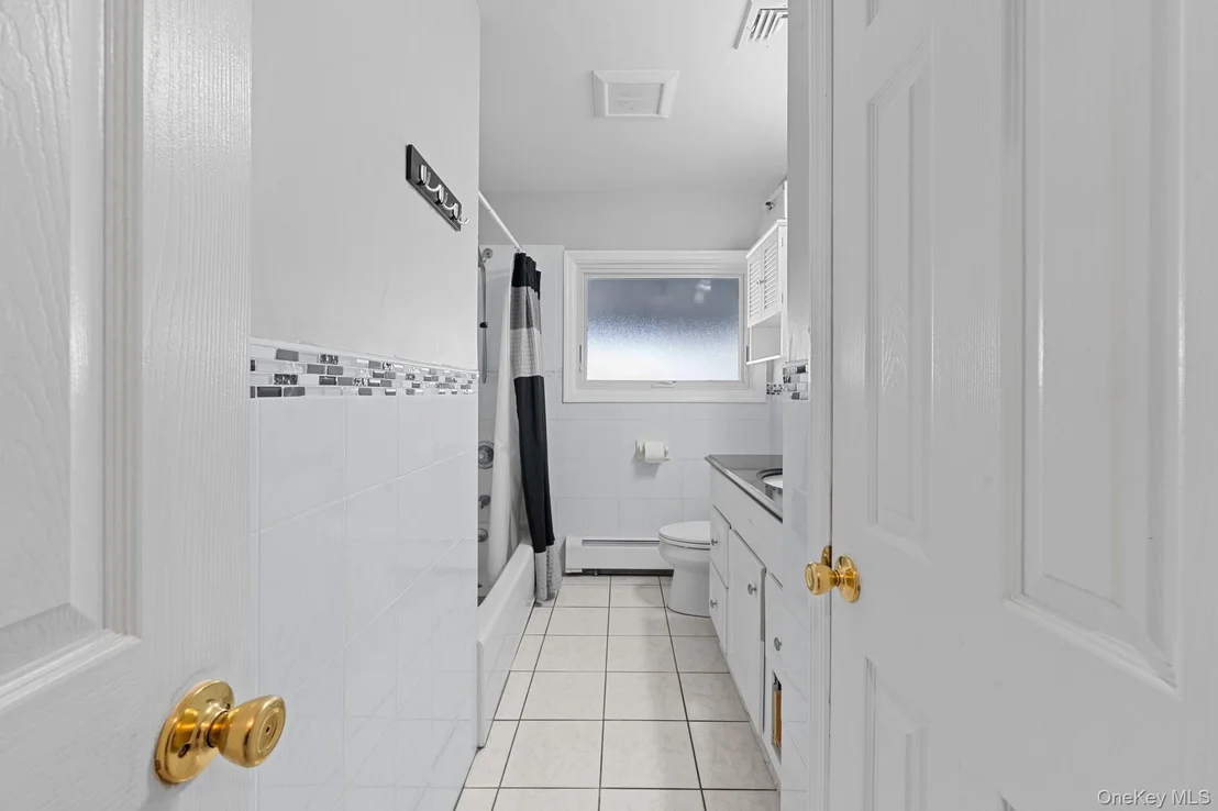 Photo of 30 44th Street