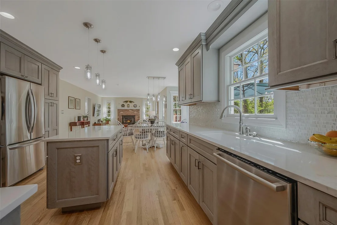 Photo of 19 Emerald Lane