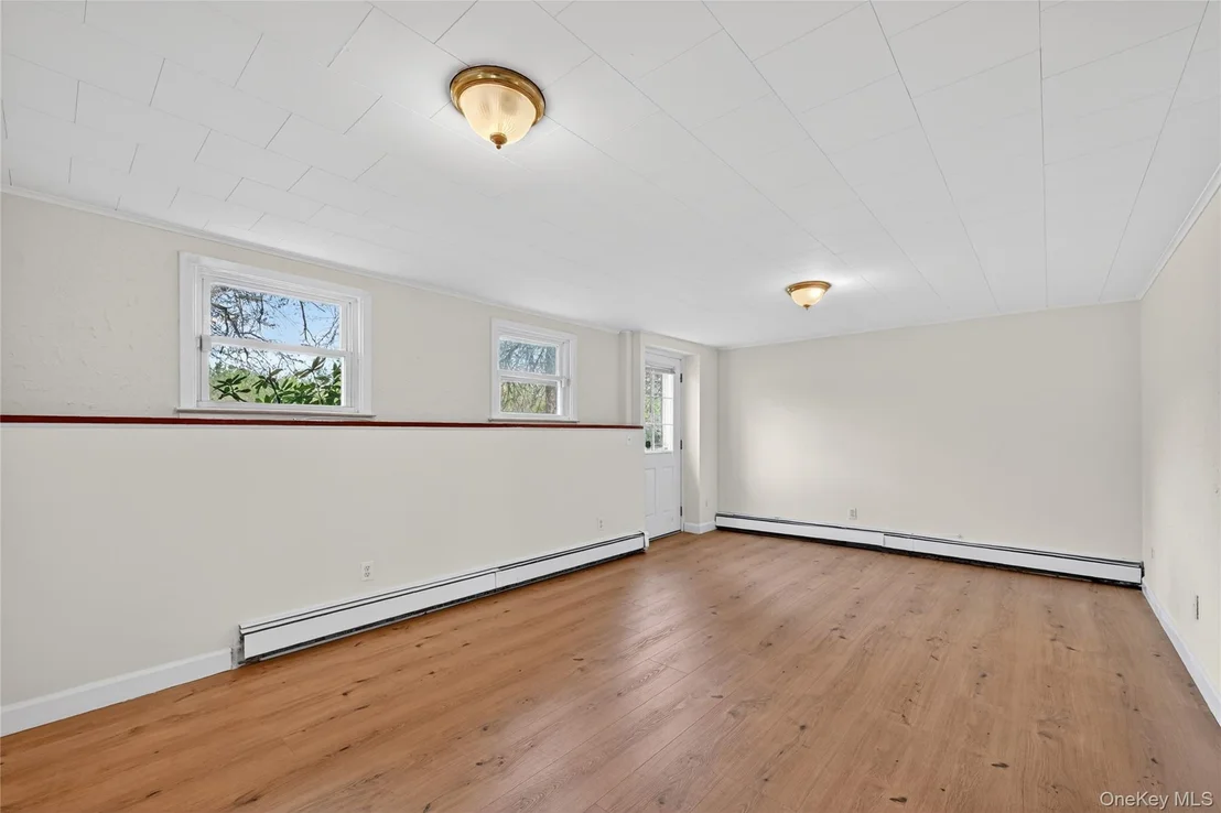 Photo of 31 Monarch Drive