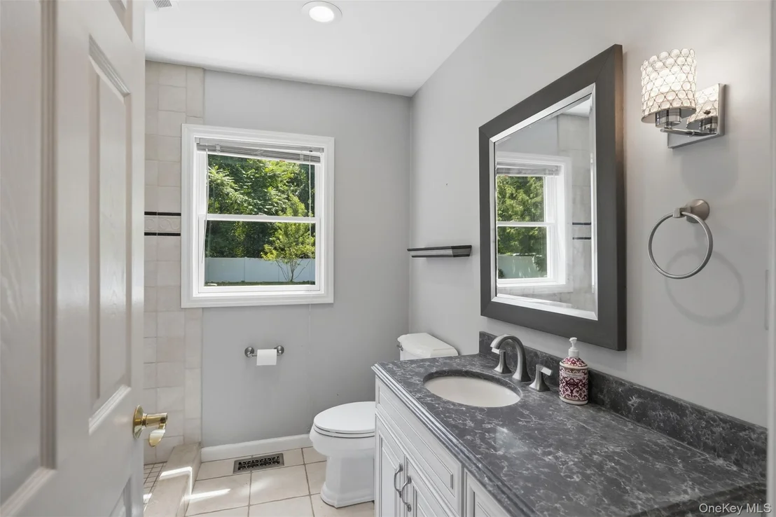 Photo of 10 Henmond Boulevard