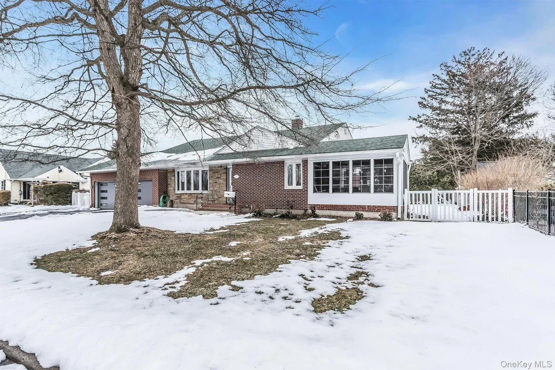 Photo of 56 Dowsing Place