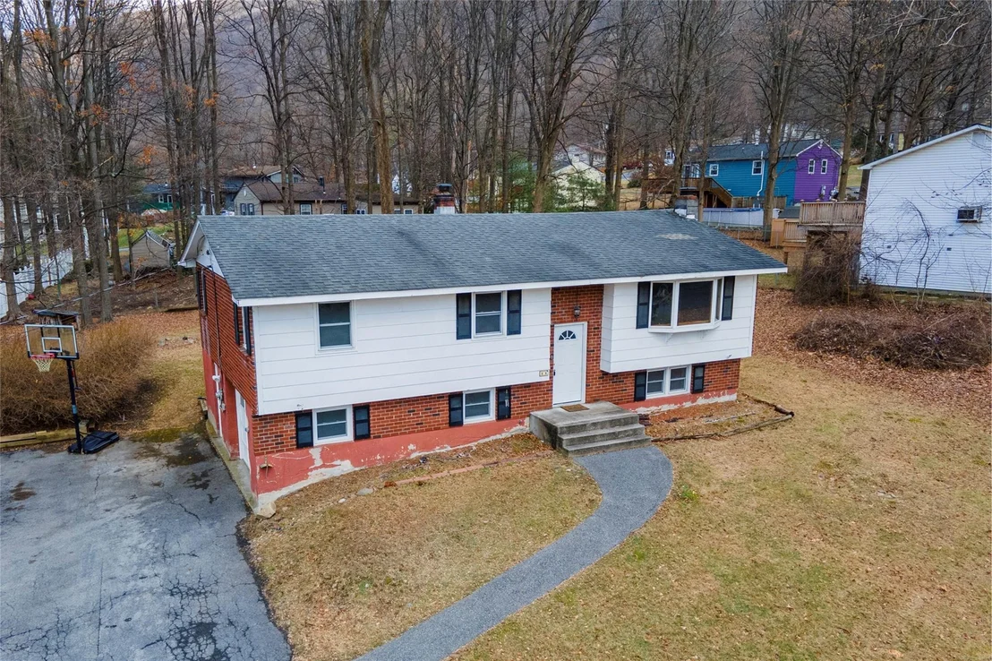 Photo of 11 Brookside Road