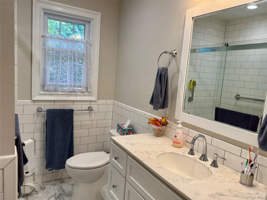 Photo of 78 Edgehill Drive