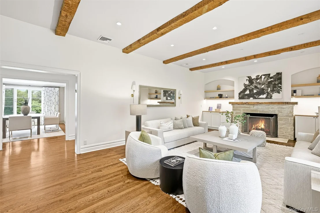 Photo of 440 Sterling Road