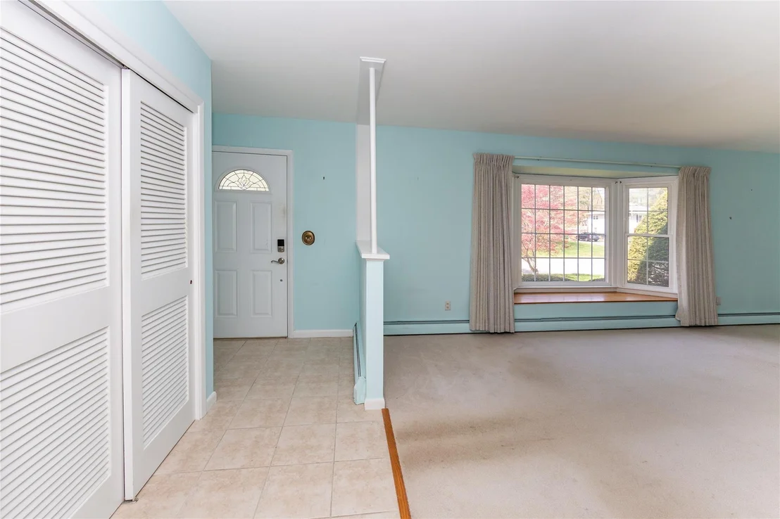 Photo of 37 Lincoln Drive